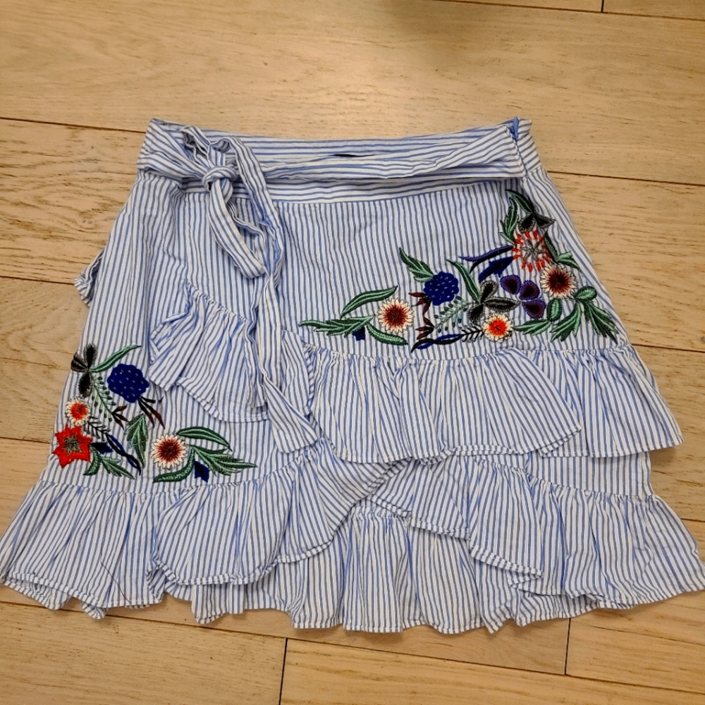 Zara Emroidered Ruffle Skirt